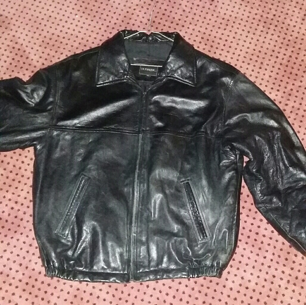 Bomber jacket leather